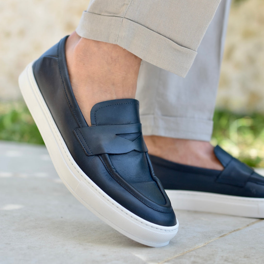 RIOMAGGIORE - Navy Leather