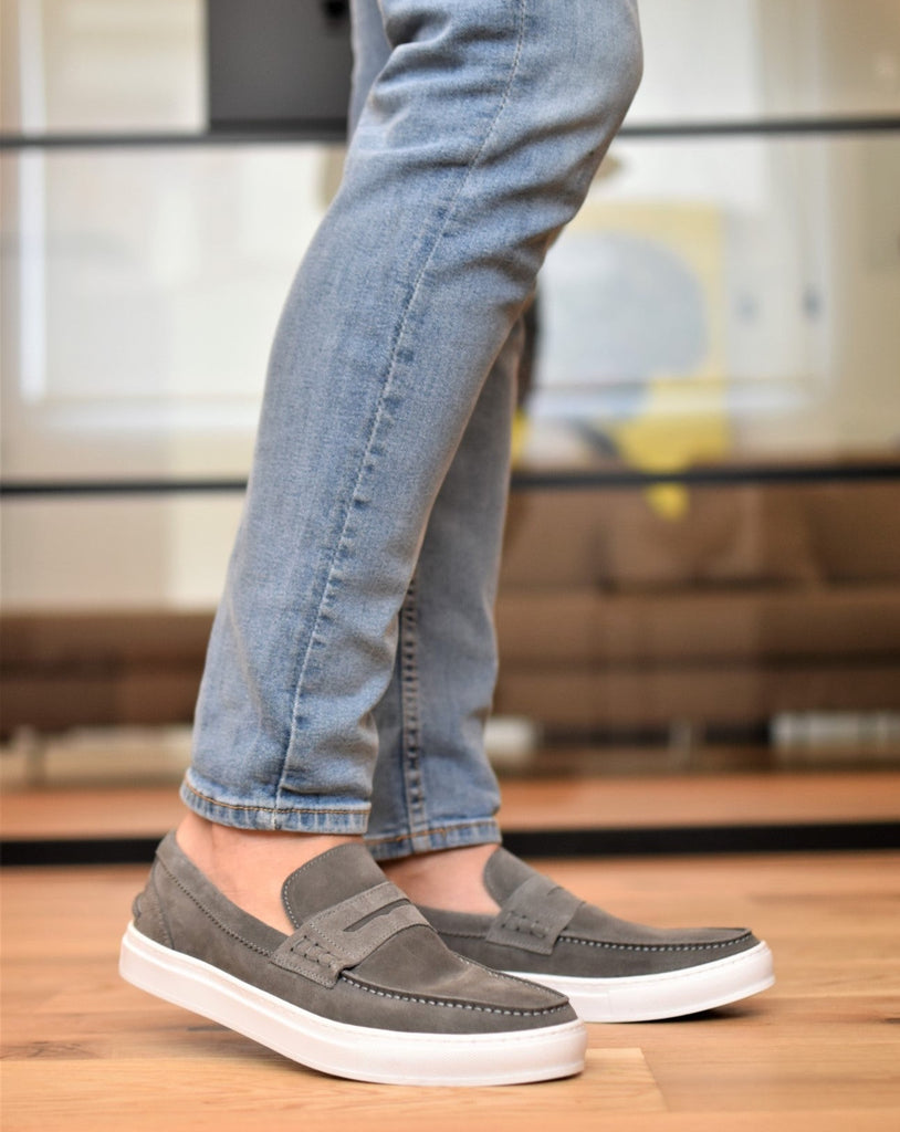 VERNAZZA - Gray Suede